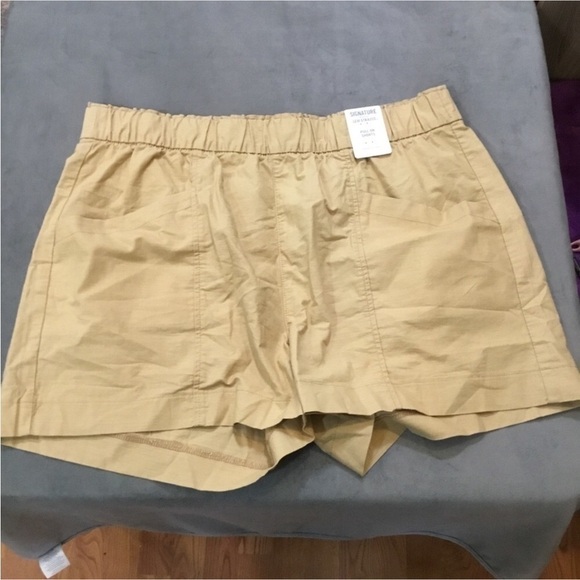 Levi Strauss signature gold woman’s size 3X pull on short gold color NWT… - Picture 12 of 12